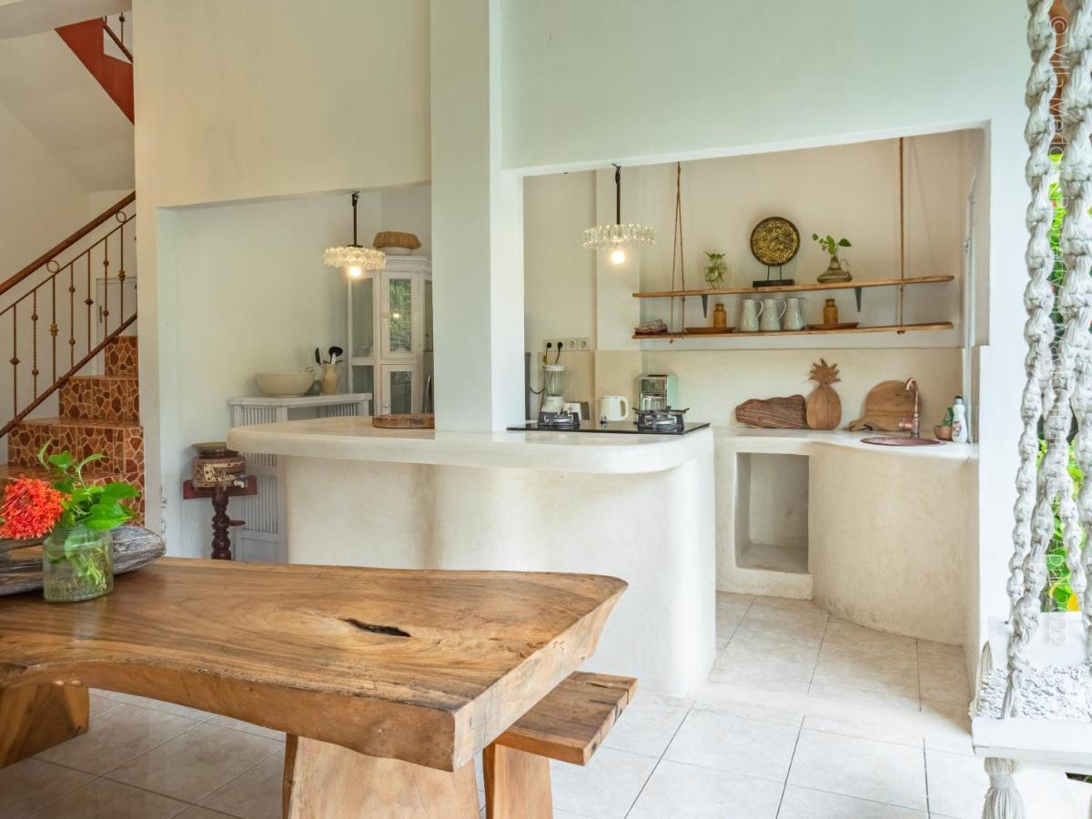 Villa Enjoy - Seminyak Center エクステリア 写真
